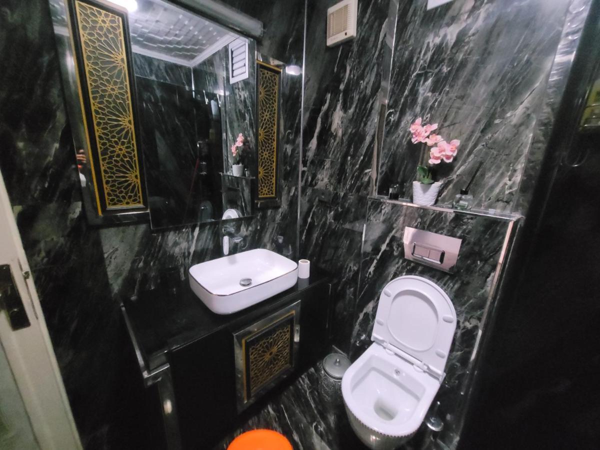 Ferienwohnung Hayat Apartman Izmir Exterior foto